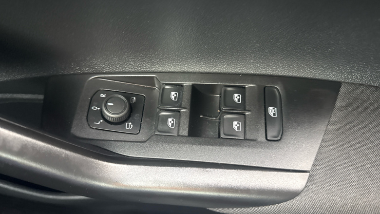 Volkswagen Polo 1.0 TSI Life 5dr DSG Petrol Hatchback